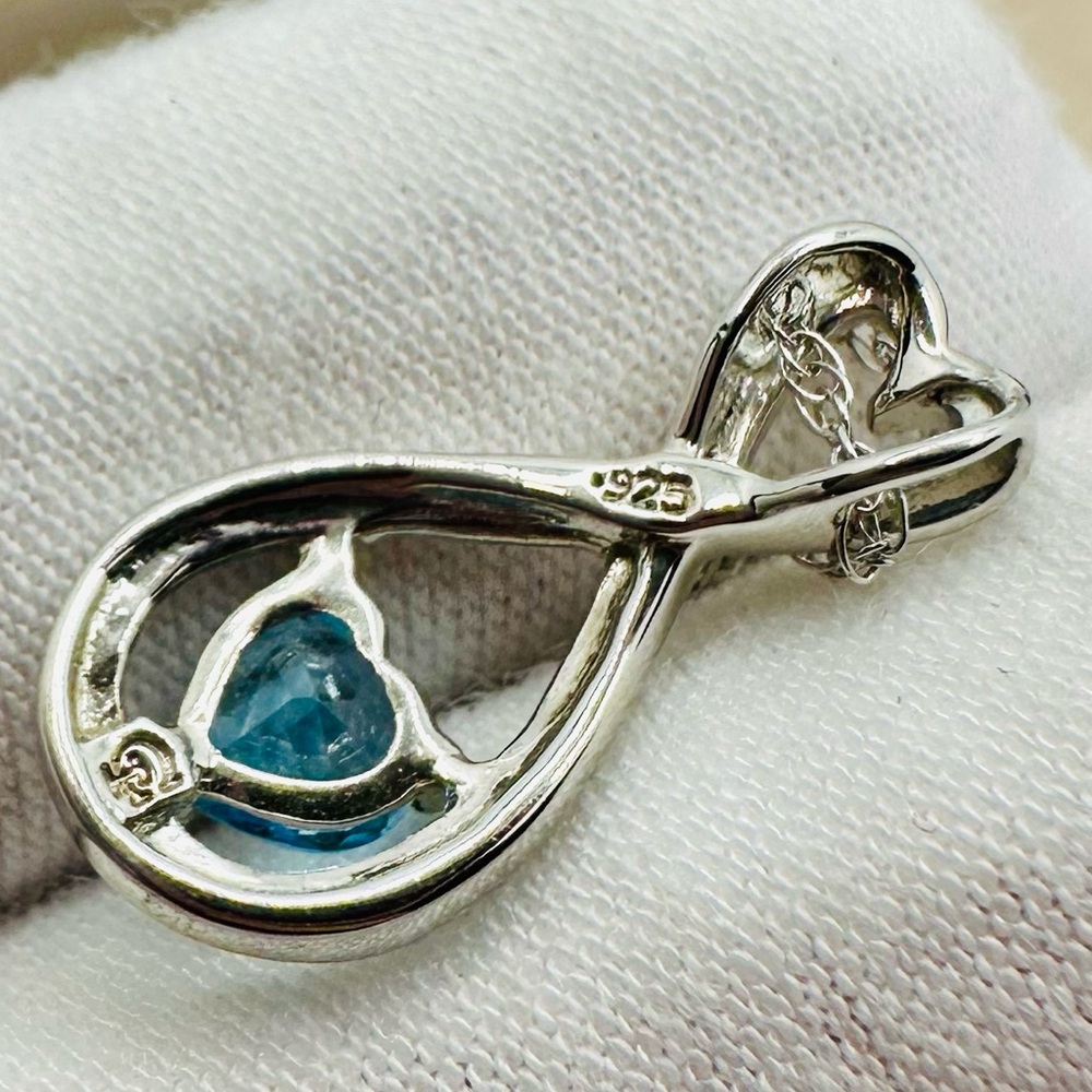 NEW! 925 Sterling Silver Heart-Shaped Blue Topaz & Diamond Infinity Pendant - Picture 8 of 12